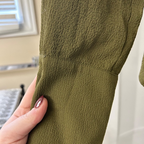 RW&CO blouse - Picture 3 of 3